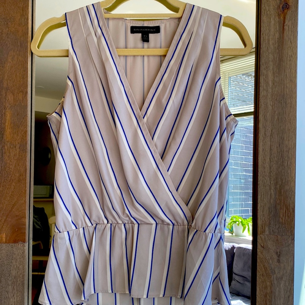 Banana Republic Sleeveless Peplum Top